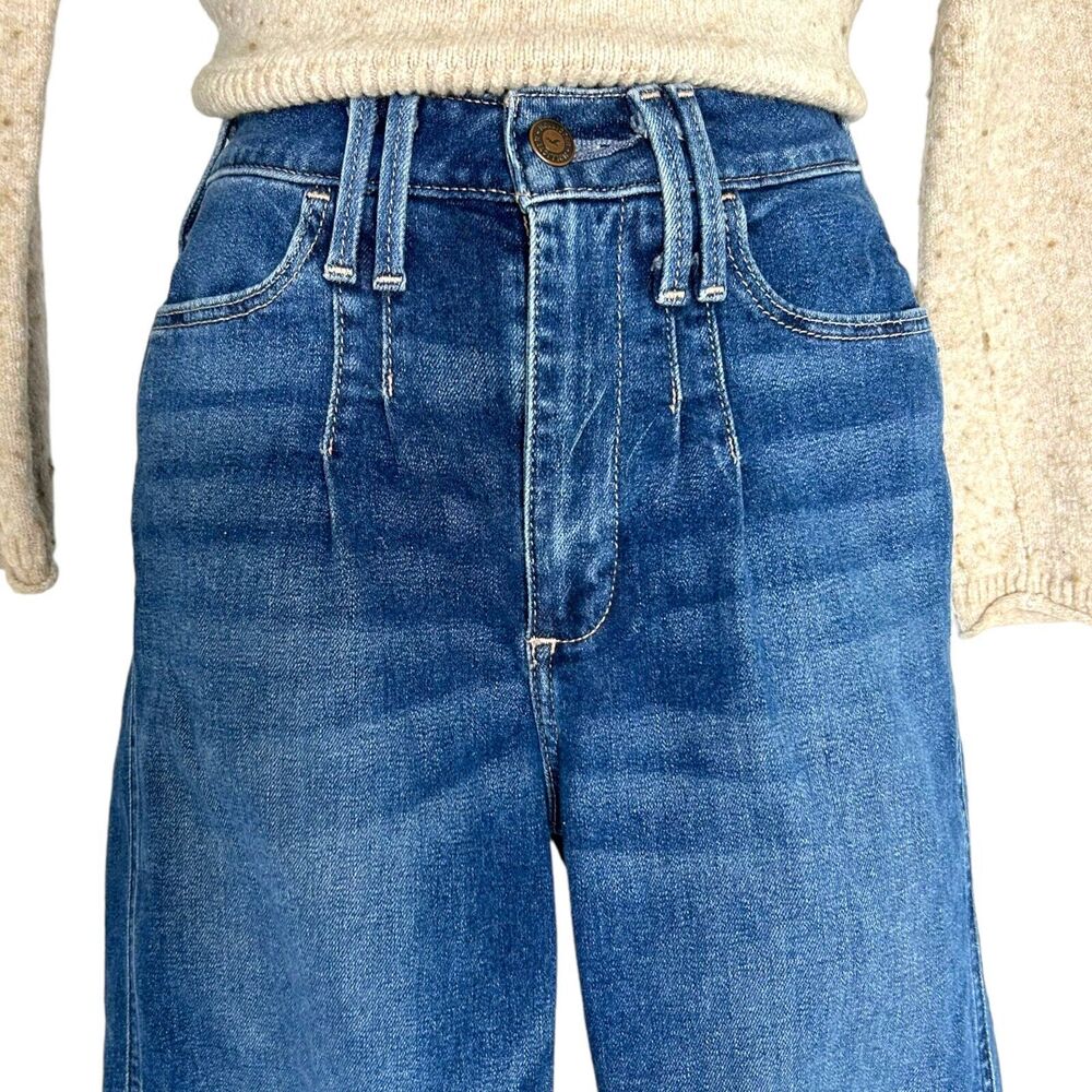 HOLLISTER Blue Ultra High Rise Mom Jean Vintage Stretch Pleats Retro Size 0R